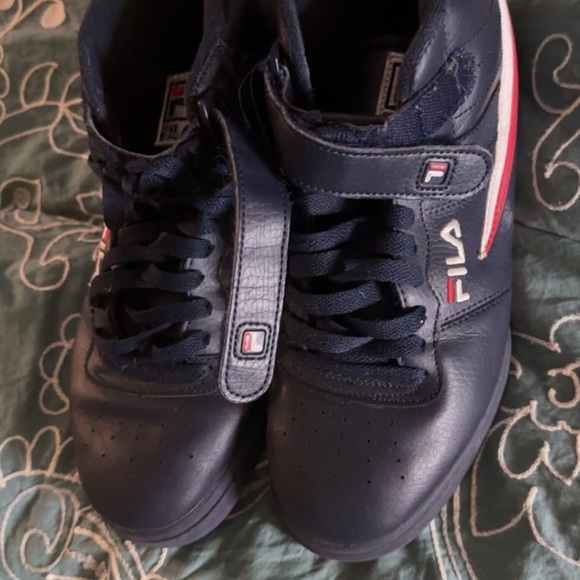 Filas - Picture 5 of 5